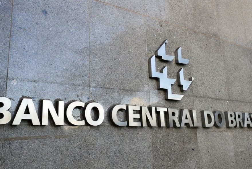 compra-do-banco-master-pelo-brb3A-quem-pode-recorrer-da-decisao-do-bc3F-advogados-especialistas-explicam-os-caminhos