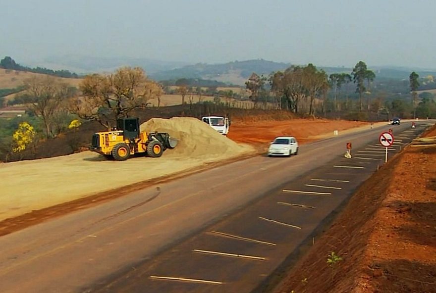 conclusao-das-obras-da-mg-167-entre-varginha-e-tres-pontas-prevista-para-setembro3A-mais-seguranca-e-mobilidade-aos-usuarios-da-rodovia