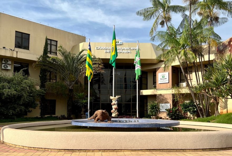 concurso-da-camara-de-goiania-oferece-377-vagas-com-salarios-de-ate-r24-10-mil