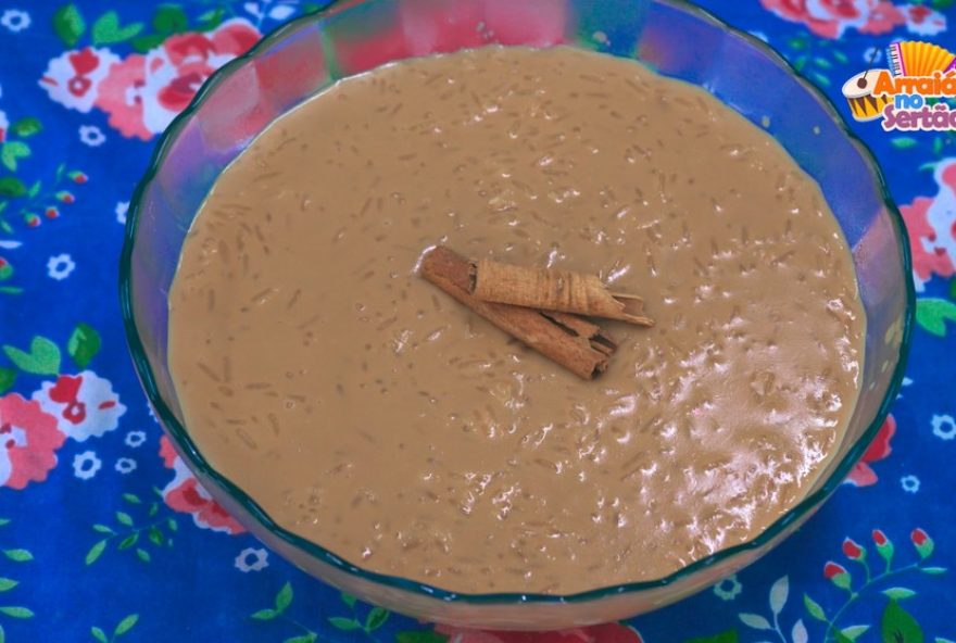 concurso-de-culinaria-junina3A-aprenda-a-fazer-arroz-doce-caramelizado