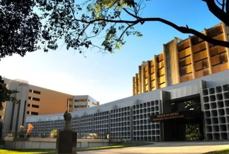 concurso-para-auditor-da-receita-estadual-em-goias-e-suspenso-por-falta-de-reserva-de-vagas-para-negros3A-saiba-mais