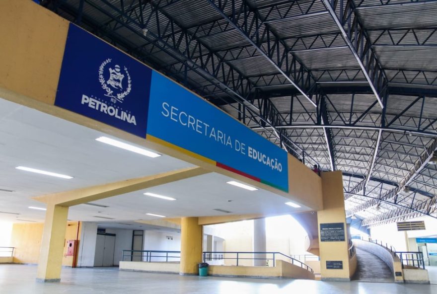 concurso-prefeitura-de-petrolina3A-inscricoes-ate-262F05.-salarios-ate-r24-3.9692C99.-vagas-para-professores2C-psicologos-e-mais concurso-prefeitura-de-petrolina3A-inscricoes-ate-262F05.-salarios-ate-r24-3.9692C99.-vagas-para-professores2C-psicologos-e-mais