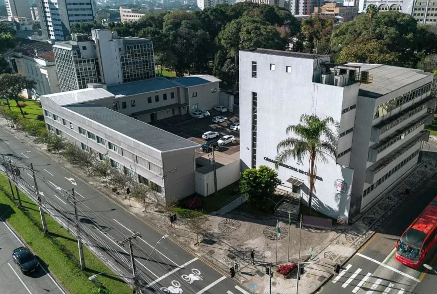 concurso-publico-definira-a-nova-camara-dos-vereadores-de-curitiba