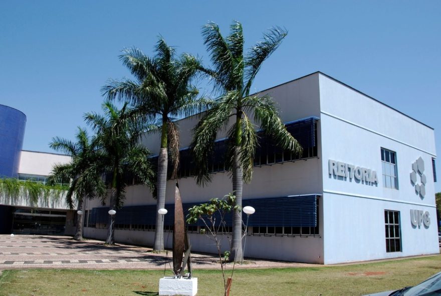 concurso-ufg3A-inscricoes-abertas-para-22-vagas-de-professor-com-salarios-de-ate-r24-13.2882C85 concurso-ufg3A-inscricoes-abertas-para-22-vagas-de-professor-com-salarios-de-ate-r24-13.2882C85