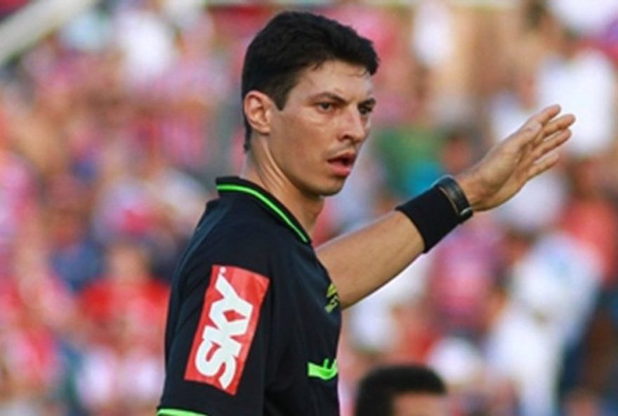 conduta-de-arbitro-no-classico-entre-atletico-go-e-vila-nova-gera-polemica-e-criticas-da-fgf conduta-de-arbitro-no-classico-entre-atletico-go-e-vila-nova-gera-polemica-e-criticas-da-fgf