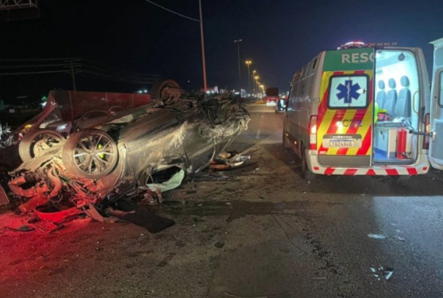 condutor-sem-cnh-fura-carro-de-luxo-e-causa-acidente-fatal-em-balneario-camboriu3A-alerta-para-seguranca-no-transito condutor-sem-cnh-fura-carro-de-luxo-e-causa-acidente-fatal-em-balneario-camboriu3A-alerta-para-seguranca-no-transito