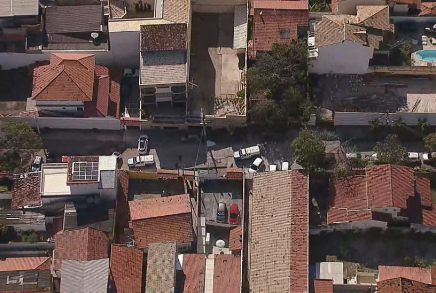 conexoes-entre-homicidios-e-mafia-do-cigarro-ligadas-a-adilsinho3A-pericias-apontam-uso-de-armas-iguais conexoes-entre-homicidios-e-mafia-do-cigarro-ligadas-a-adilsinho3A-pericias-apontam-uso-de-armas-iguais