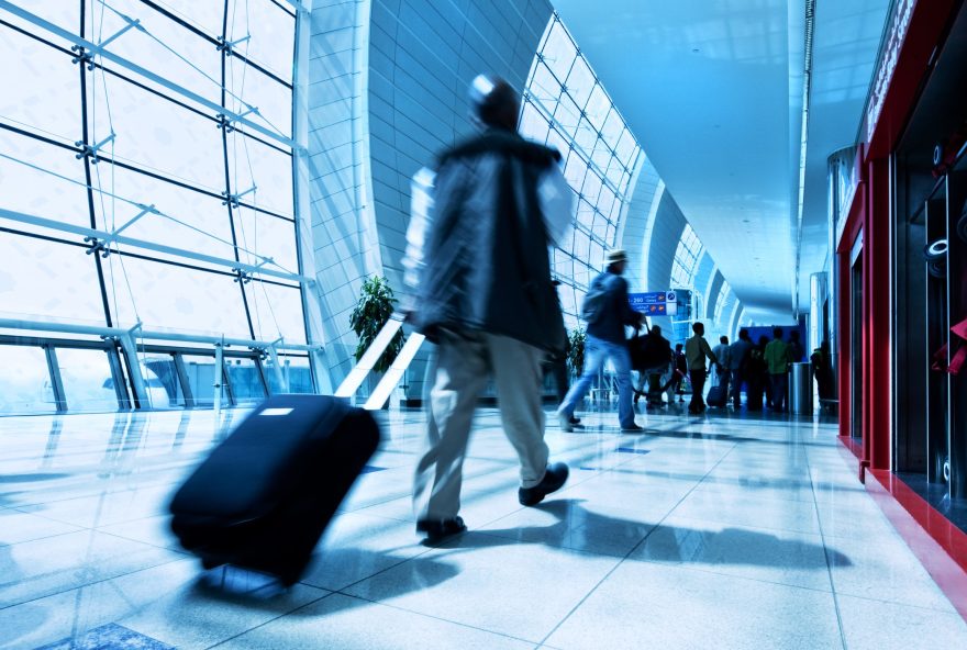 conflito-no-ira-causa-interrupcao-de-milhares-de-voos-e-caos-no-setor-de-aviacao conflito-no-ira-causa-interrupcao-de-milhares-de-voos-e-caos-no-setor-de-aviacao