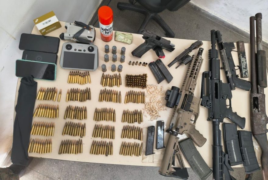 confronto-com-a-policia-resulta-em-seis-mortes-no-sul-da-bahia3A-operacao-policial-apreende-armas-e-drogas-em-itajuipe confronto-com-a-policia-resulta-em-seis-mortes-no-sul-da-bahia3A-operacao-policial-apreende-armas-e-drogas-em-itajuipe