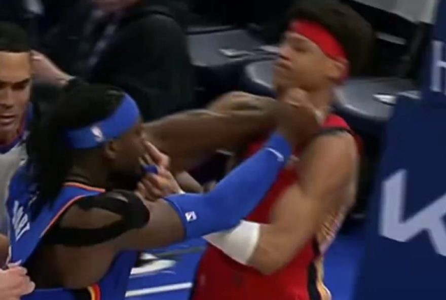 confronto-em-quadra-marca-vitoria-do-thunder-sobre-os-pelicans3B-assista-ao-video confronto-em-quadra-marca-vitoria-do-thunder-sobre-os-pelicans3B-assista-ao-video