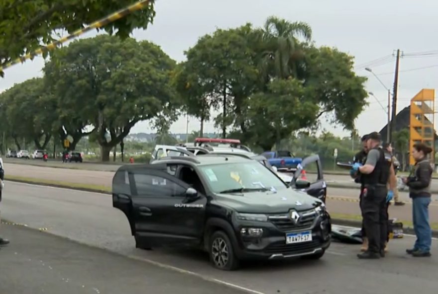confronto-na-avenida-marechal-floriano-peixoto-em-curitiba3A-homem-morre-apos-troca-de-tiros-com-a-policia-militar confronto-na-avenida-marechal-floriano-peixoto-em-curitiba3A-homem-morre-apos-troca-de-tiros-com-a-policia-militar