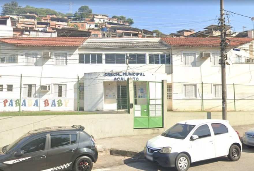 confronto-no-juramento3A-creche-invadida-com-tiros-e-cadela-baleada