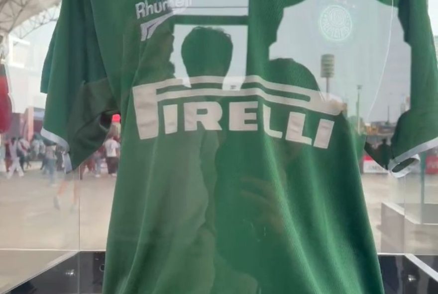 conmebol-expoe-camisa-errada-do-palmeiras-na-fan-zone-em-lima3A-entidade-trabalha-na-correcao conmebol-expoe-camisa-errada-do-palmeiras-na-fan-zone-em-lima3A-entidade-trabalha-na-correcao