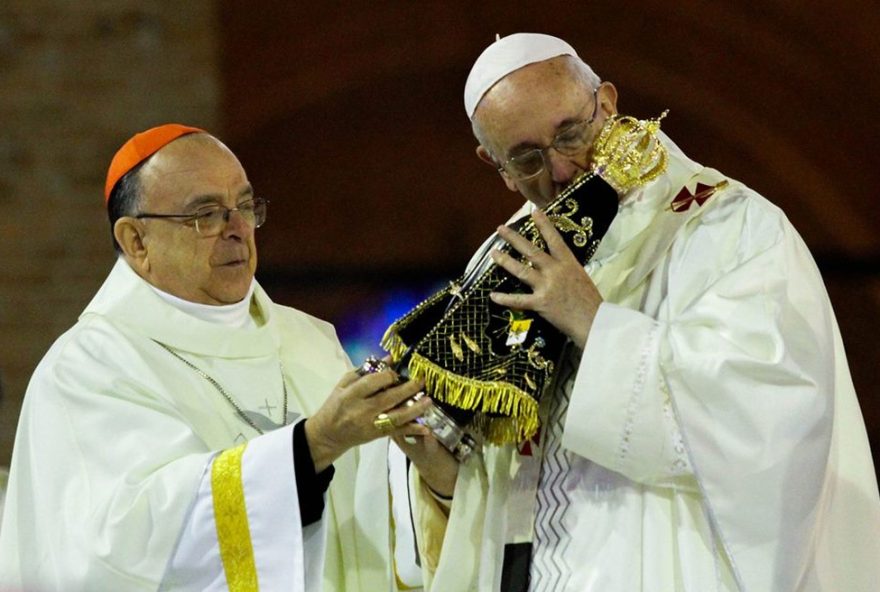 consagracao-a-nossa-senhora3A-novas-frases-de-papa-francisco-em-aparecida