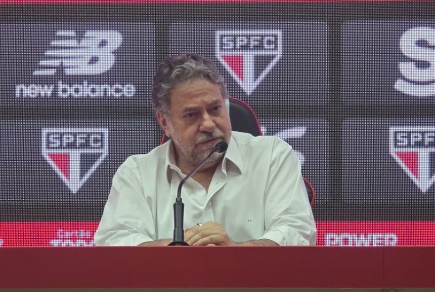 conselheiros-do-sao-paulo-pedem-impeachment-de-casares-por-escandalo-de-camarotes