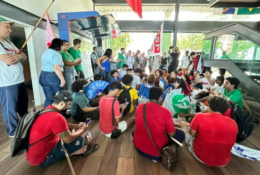 conselho-aprova-aumento-de-42C4625-na-passagem-de-onibus2C-bilhete-unico-no-grande-recife-agora-custa-r24-42C50 conselho-aprova-aumento-de-42C4625-na-passagem-de-onibus2C-bilhete-unico-no-grande-recife-agora-custa-r24-42C50