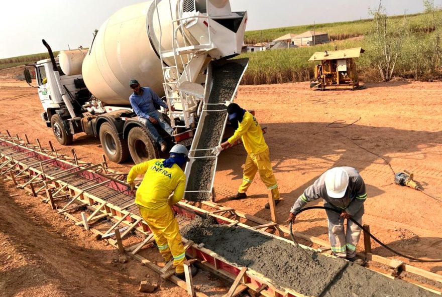 construcao-de-ponte-na-GO-338_Goinfra-1215×911 construcao-de-ponte-na-GO-338_Goinfra-1215x911