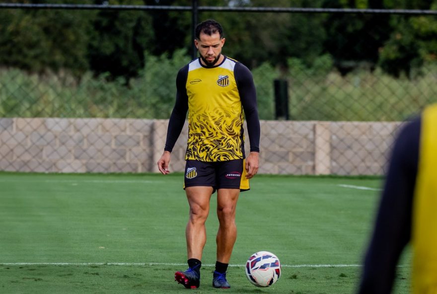 contratacoes-do-goias-para-20263A-rodrigo-soares-e-kadu-reforcam-o-elenco-novidades-e-expectativas-para-proxima-temporada