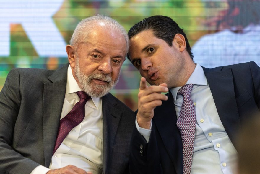 conversa-entre-lula-e-hugo-motta-apos-aprovacao-da-isencao-do-ir