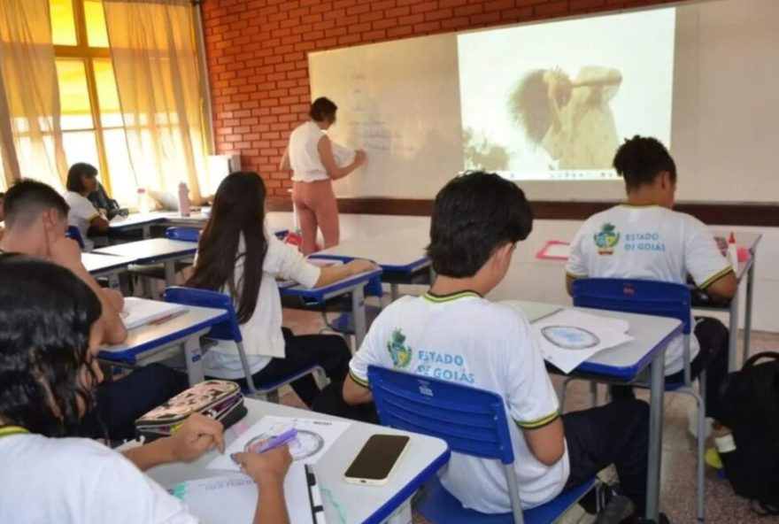 convocacao-de-631-professores-aprovados-em-concurso-da-rede-estadual-em-goias3B-confira-lista-oficial