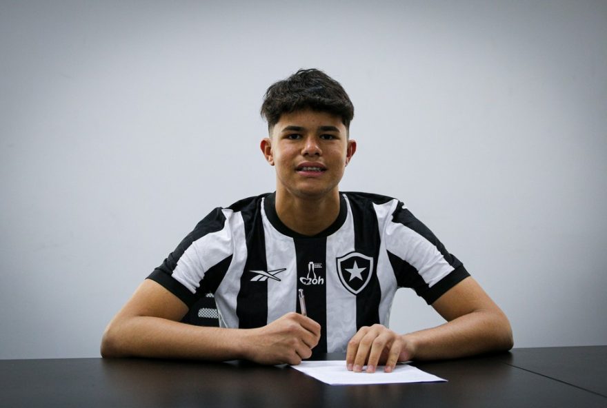 convocacao-de-jovens-talentos3A-bruno-e-henrique-para-a-selecao-sub-15-na-copa-2-de-julho2C-orgulho-dos-clubes-e-familias