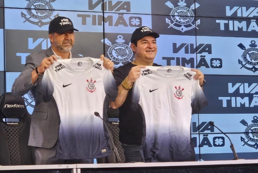 corinthians-apresenta-novo-patrocinio-da-viva-sorte-com-otimismo