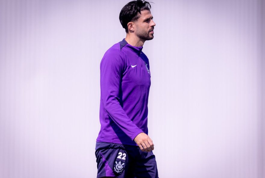 corinthians-busca-negociar-atacante-hector-hernandez-apos-meses-sem-jogar3A-futuro-incerto-no-clube.-mercado-em-busca-de-interessados.-confira