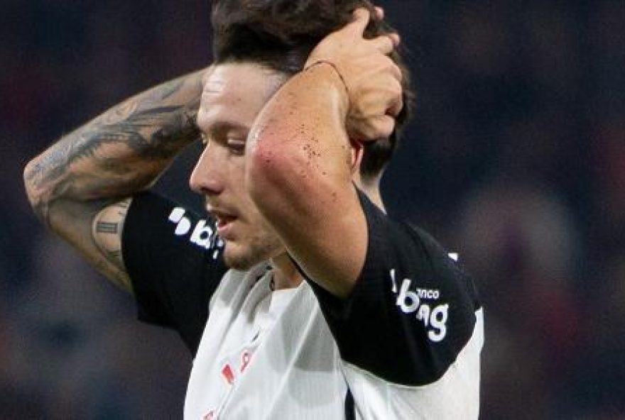 corinthians-e-cruzeiro-divulgam-escalacao-para-as-semifinais-da-copa-do-brasil corinthians-e-cruzeiro-divulgam-escalacao-para-as-semifinais-da-copa-do-brasil