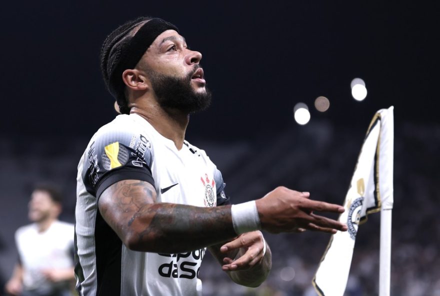 corinthians-e-santos-se-preparam-para-o-aguardado-confronto-de-amigos-neymar-e-memphis-depay-no-campeonato-paulista