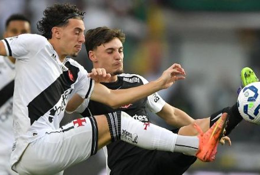 corinthians-e-vasco3A-freguesia-x-desafio-na-copa-do-brasil corinthians-e-vasco3A-freguesia-x-desafio-na-copa-do-brasil