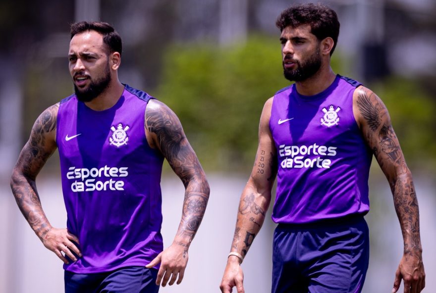 corinthians-em-preparacao-para-enfrentar-botafogo3A-hugo-e-maycon-treinam2C-memphis-em-recuperacao