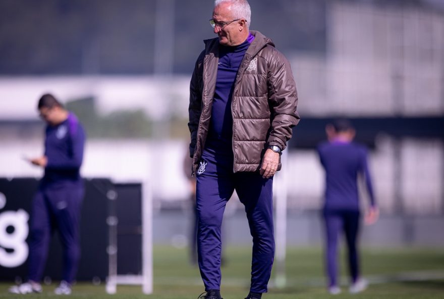 corinthians-encara-maratona-de-jogos-apos-pior-sequencia-de-resultados3A-desafios-e-estrategias-para-recuperacao
