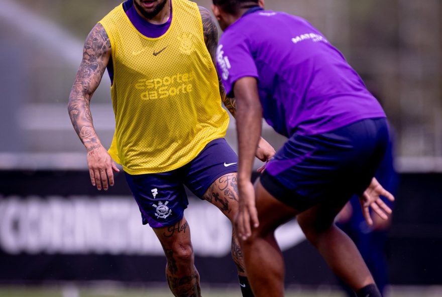 corinthians-foca-em-solidez-defensiva-na-copa-do-brasil3A-maycon-pede-atencao-para-nao-sofrer-gols