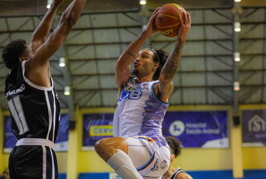 corinthians-vence-lsb-e-segue-invicto-no-paulista-de-basquete