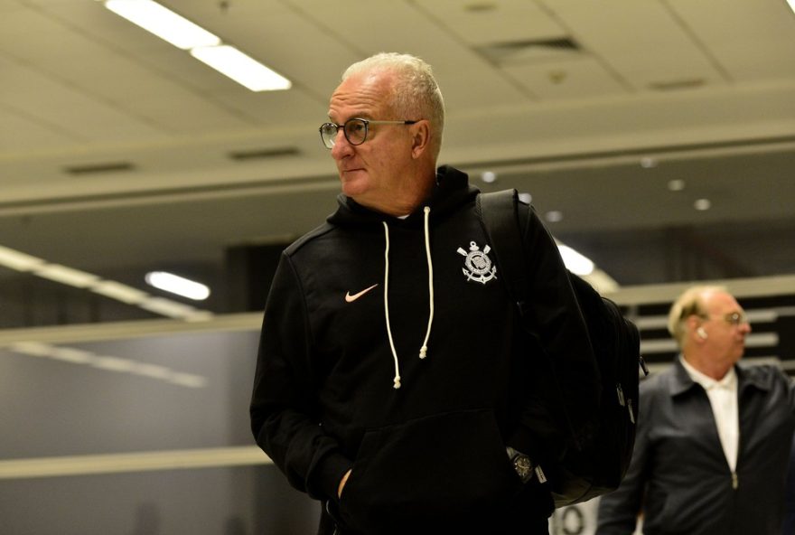 corinthians-vence-o-atletico-mg-e-dorival-junior-destaca-merecimento-da-equipe