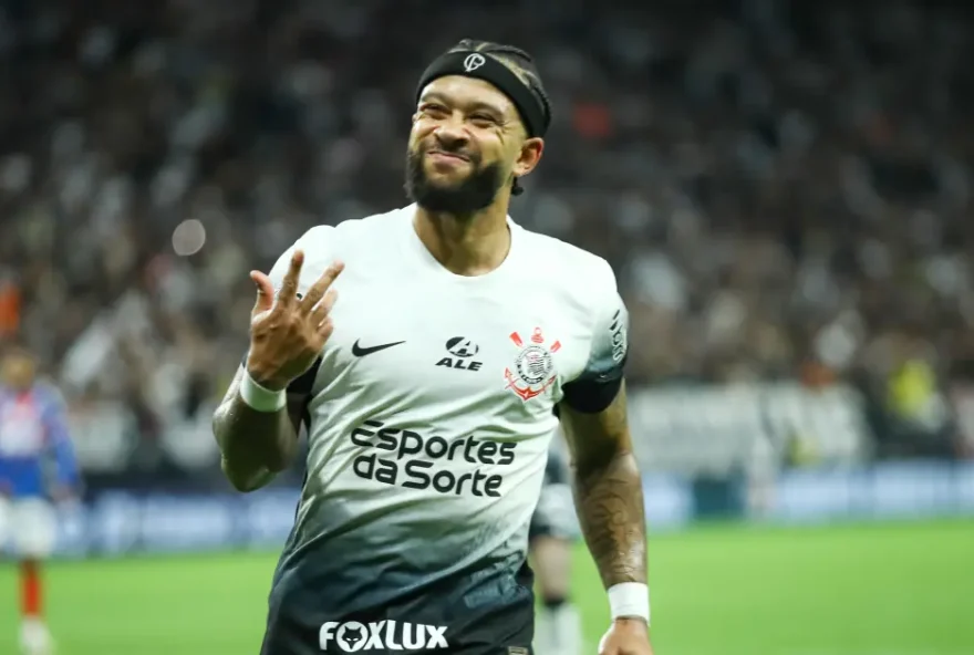 corinthians-vence-o-bahia-com-show-de-memphis-e-encaminha-vaga-na-libertadores