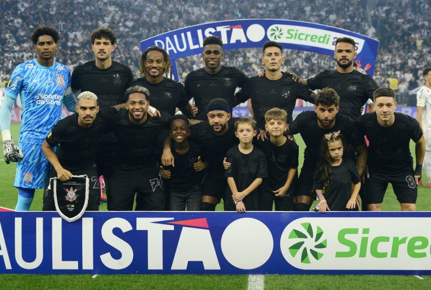 corinthians-vence-o-santos-e-garante-vaga-na-final-do-paulistao-com-destaques-de-garro-e-yuri-alberto