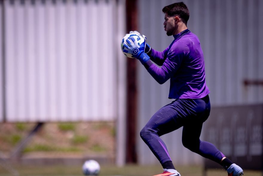 corinthians3A-hugo-souza-fora2C-felipe-longo-deve-ser-titular-contra-vitoria corinthians3A-hugo-souza-fora2C-felipe-longo-deve-ser-titular-contra-vitoria