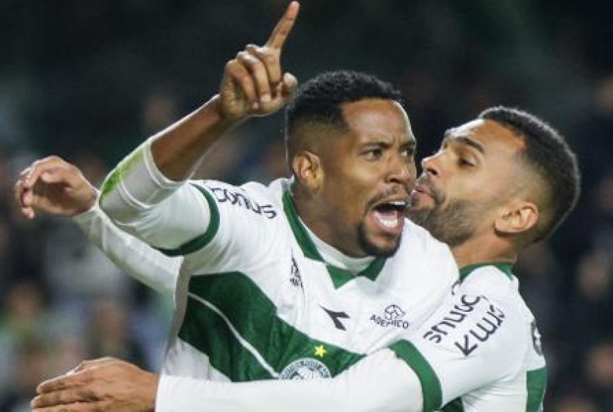 coritiba-conquista-a-serie-b-e-se-torna-maior-campeao2C-ultrapassando-botafogo-e-palmeiras coritiba-conquista-a-serie-b-e-se-torna-maior-campeao2C-ultrapassando-botafogo-e-palmeiras