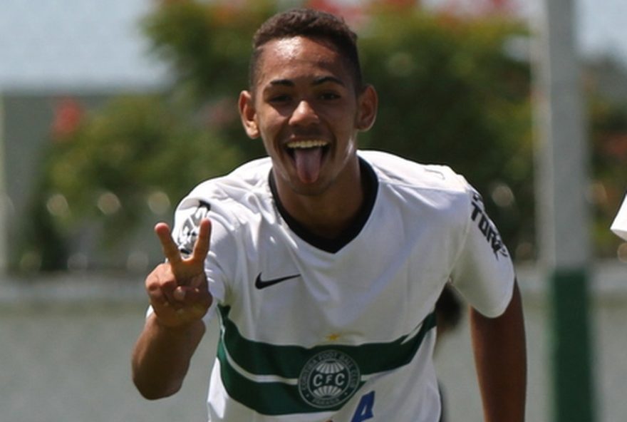 coritiba-deve-lucrar-alto-com-transferencia-de-matheus-cunha-para-o-manchester-united3B-veja-valores