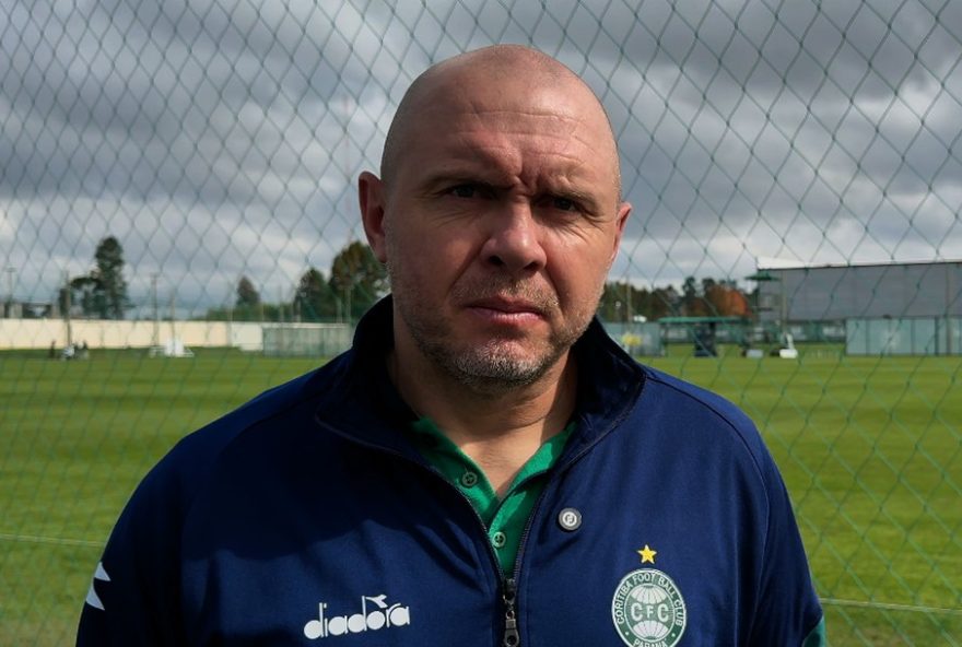 coritiba-enfrenta-crb-em-busca-de-consolidar-lideranca-na-serie-b3A-tudo-sobre-o-duelo-no-estadio-rei-pele