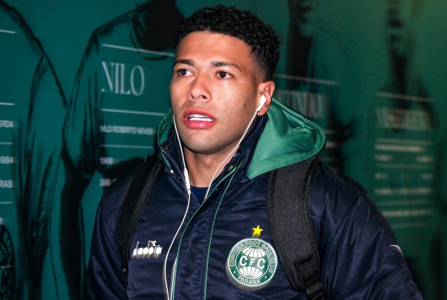 coritiba-mantem-cautela-e-foco-na-reta-final-da-serie-b-em-busca-do-acesso-a-serie-a