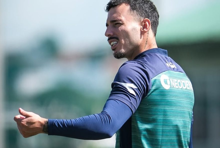coritiba-se-prepara-para-duelo-estadual-contra-o-operario-pr-na-serie-b3A-foco2C-uniao-e-determinacao-em-campo