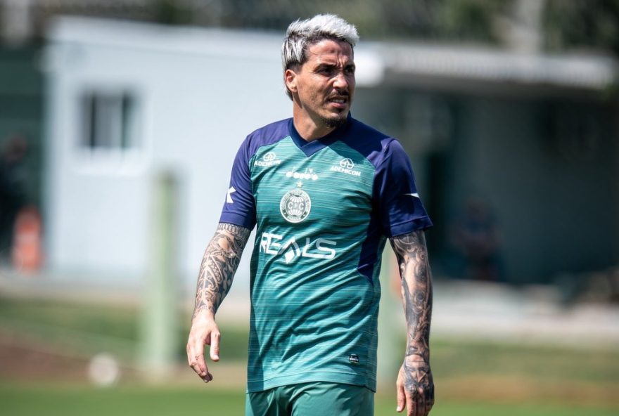 coritiba3A-retorno-de-mozart-tem-cancha-cheia-contra-criciuma