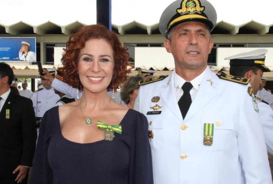 coronel-aginaldo-deixa-cargo-em-caucaia-e-esposa-carla-zambelli-enfrenta-imbroglio-judicial