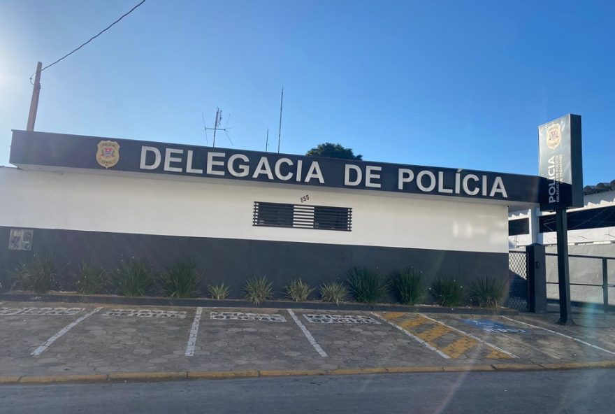 corpo-com-corda-no-pescoco-e-encontrado-em-tremembe2C-sp3A-caso-de-possivel-homicidio