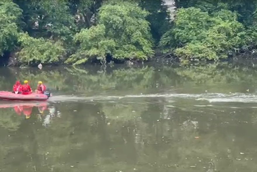 corpo-de-aluno-de-remo-do-sport-e-encontrado-no-rio-capibaribe3A-tragedia-em-recife3B-video.-aula-sem-colete-salva-vidas corpo-de-aluno-de-remo-do-sport-e-encontrado-no-rio-capibaribe3A-tragedia-em-recife3B-video.-aula-sem-colete-salva-vidas
