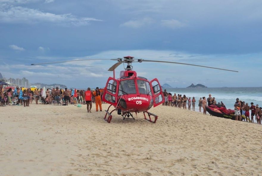 corpo-de-bombeiros-do-rio-de-janeiro-salva-453-pessoas-em-praias-lotadas-durante-feriado-prolongado corpo-de-bombeiros-do-rio-de-janeiro-salva-453-pessoas-em-praias-lotadas-durante-feriado-prolongado