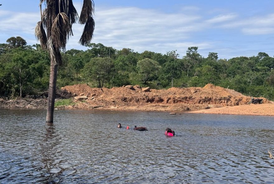 corpo-de-homem-e-encontrado-a-3-metros-de-profundidade-em-lagoa-na-zona-rural-de-lontra3A-alerta-para-seguranca-aquatica