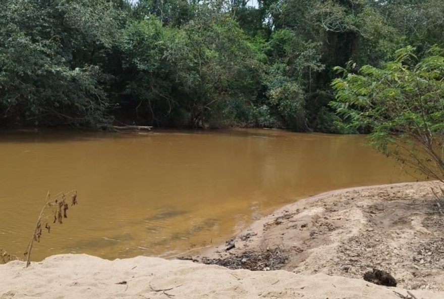 corpo-de-menino-de-10-anos-encontrado-no-rio-lambari3A-medidas-de-prevencao-sao-essenciais-na-seguranca-aquatica